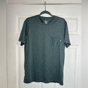 Vuori Tradewind Performance Tee  T-Shirt Athletic Workout V109 Heathered Green